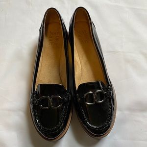 NWOB Naturalizer Women’s Black Loafers 8 1/2